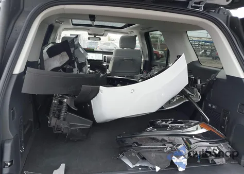 2025 Ford Expedition Active z USA, uszkodzony, nr VIN 1FMJU1J87SEA29225